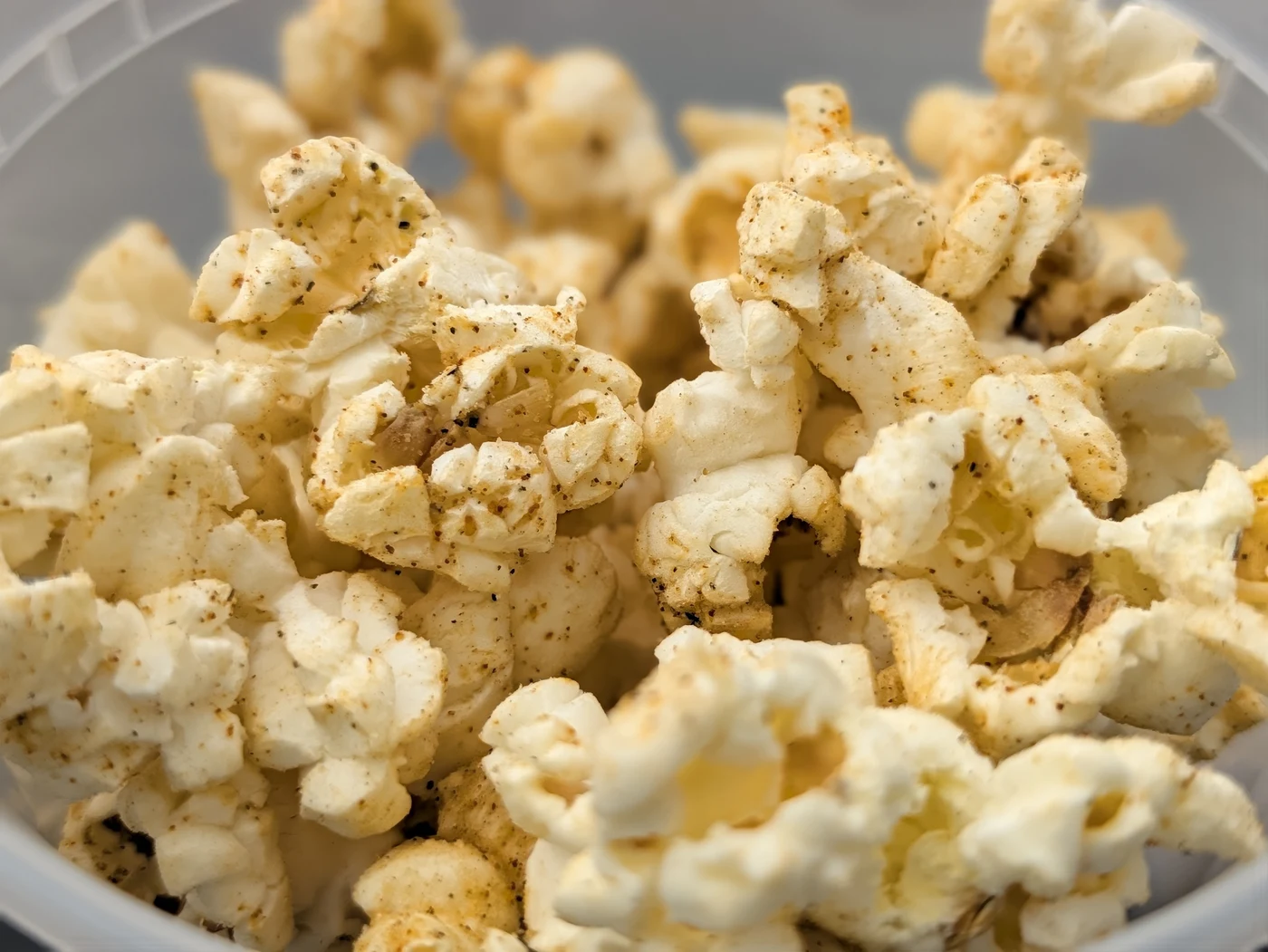 Gourmet Cinema Butter Popcorn with Hickory Smoked Seasoned Salt
